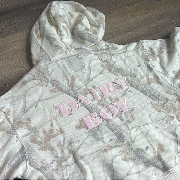 NWOT Limited Edition Dairy Boy Paige Lorenze Pink Puff Logo Woodland Camo hoodie - Picture 2 of 13